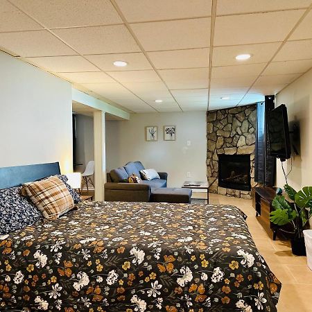 Campu'S Basement Studio W/ Private Entrance Cherry Hills Village 외부 사진